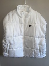 NWOT Women’s XXL White Nike Sportswear Classic Puffer Therma-FIT LOOSE Vest $110