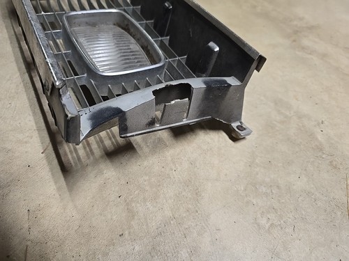 1973-1976 Plymouth Duster Grille Valiant Scamp Grill 1974 1975 **broken tab** - Picture 8 of 24