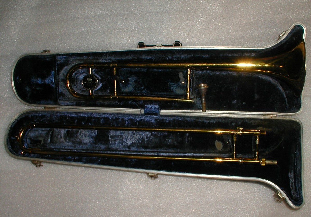 King Cleveland 605トロンボーン ハードケース付き King Cleveland 605トロンボーン ハードケース付き $_57.JPG