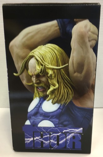 Diamond Select - The Ultimates: THOR - 6" Ultimate Bust LE 4000 pcs. * - Picture 3 of 6