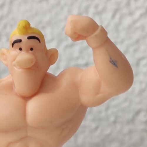 McDonald's Happy Meal Figure - 60 Years of Asterix (2019): Gluteus Maximus - Picture 2 of 5