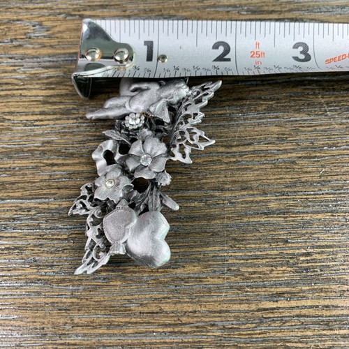 Vintage 3” Pewter Angel Wings Brooch Pin Floral Hearts Bling Harp - Picture 5 of 6