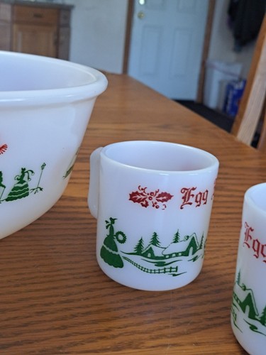 Hazel Atlas Vintage Milk Glass Egg Nog Glass Holiday Punch Bowl Set with 6 Mugs - Picture 11 of 16