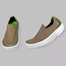 OOFOS Oomg Eezee Shoes Low Top Slip On Sneakers Women’s 8.5/39.5 TAUPE Brown