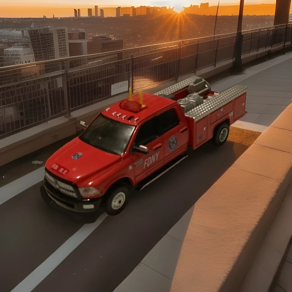 1/64 Greenlight Custom Fire Police Truck FDNY RESCUE MEDIC 2017 Dodge Ram 3500 - Image 2 of 4