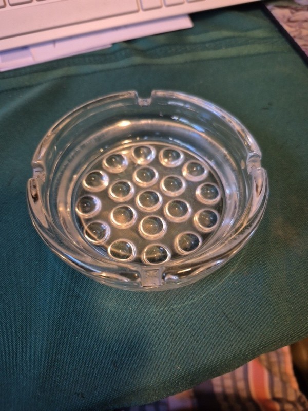 Vintage Libbey 4" Nob Hill Clear 4 Slot Round Ashtray Glass Beautiful