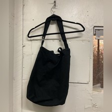 BAGGU Black Vertical Canvas Duck Bag