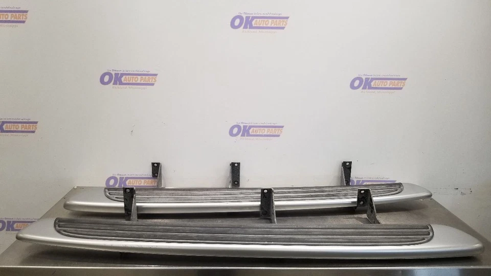 05 CHEVY SSR RUNNING BOARD SET PAIR SILVER Foto 2 de 4