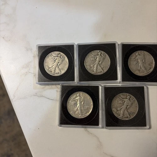 lot of 5 walking liberty half dollars /  / 43- 42 / 41 - 45-35 / with case