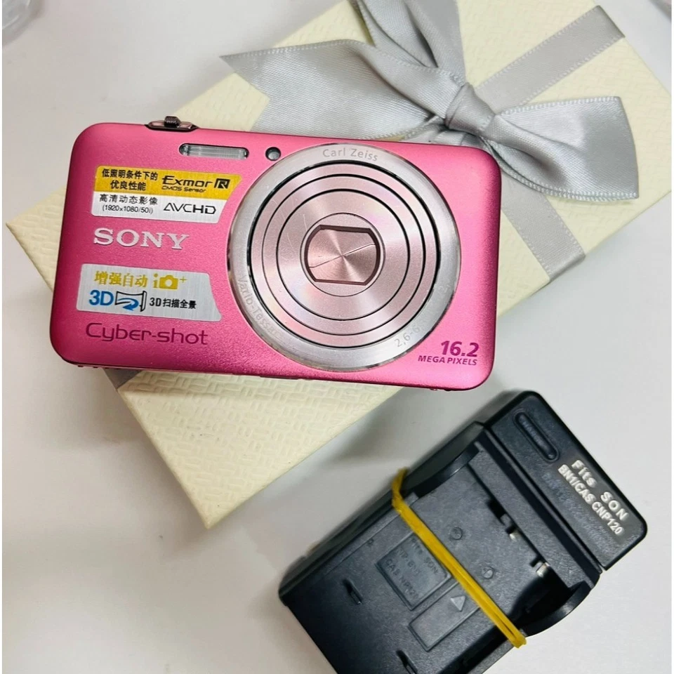 Sony Cybershot DSC-WX30 Digital Camera Touch Screen Built-in Wi-Fi 3D Auto Focus - Image 3 of 4