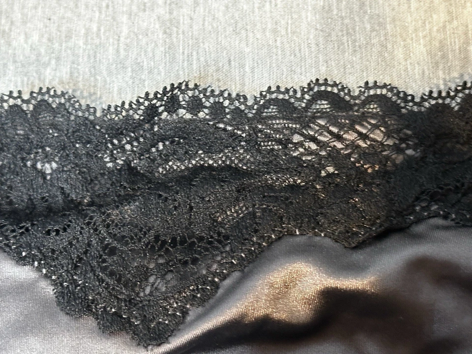 NUEVO SKIMS Top de Bikini Bandeau de Encaje para Nadar Talla Grande BT-BAN-4830 Gunmetal Foto 4 de 4