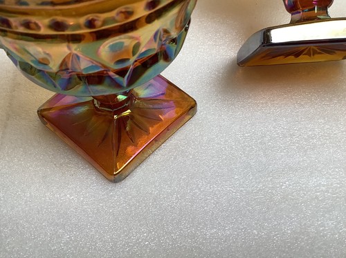 Vasos de fruta Parfait vintage de vidrio de carnaval ámbar iridiscente de 3 patas - Imagen 4 de 8