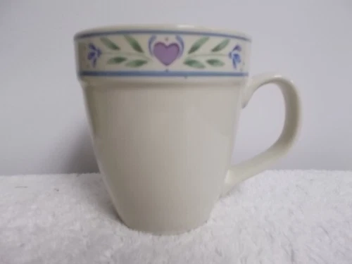 Tienshan Stoneware Laurel Hearts Coffee Tea Cup Mug
