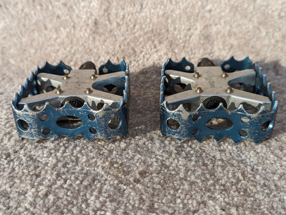 Педали Wellgo BMX Bear Claw LU-953 9/16 дюйма для шатунов 3 штуки синие - Изображение 3 из 4