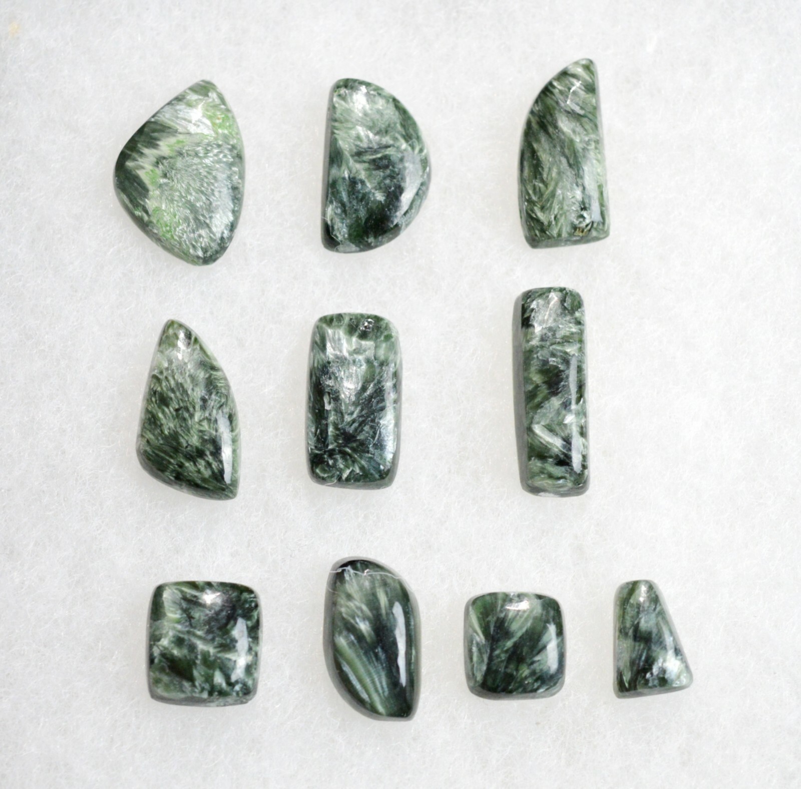Lot de 10 cabochons en séraphinite naturelle de Russie 104 cts pour création de bijoux CL97
