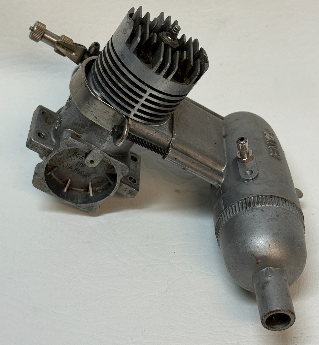ENYA エンヤ 29V TV（MODEL5225）エンジン Enya 35 V RC Airplane Engine Model 5225 with Clamp on Muffler | eBay