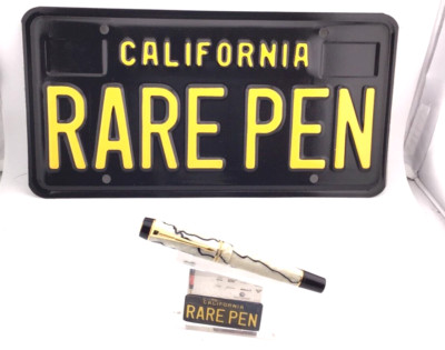 PARKER DUOFOLD DEMI Fountain Pen PEARL & BLACK Gold Trim 18K Med nib NEW NO BOX