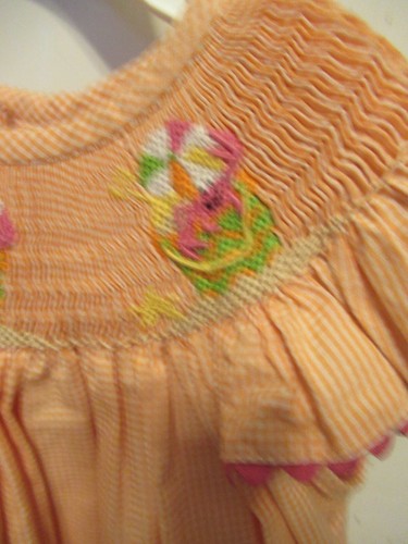 P56 Mädchen Größe 4-5 Castles & Crowns orange weiß Gingham handgesmoktes Kleid - Bild 7 von 14