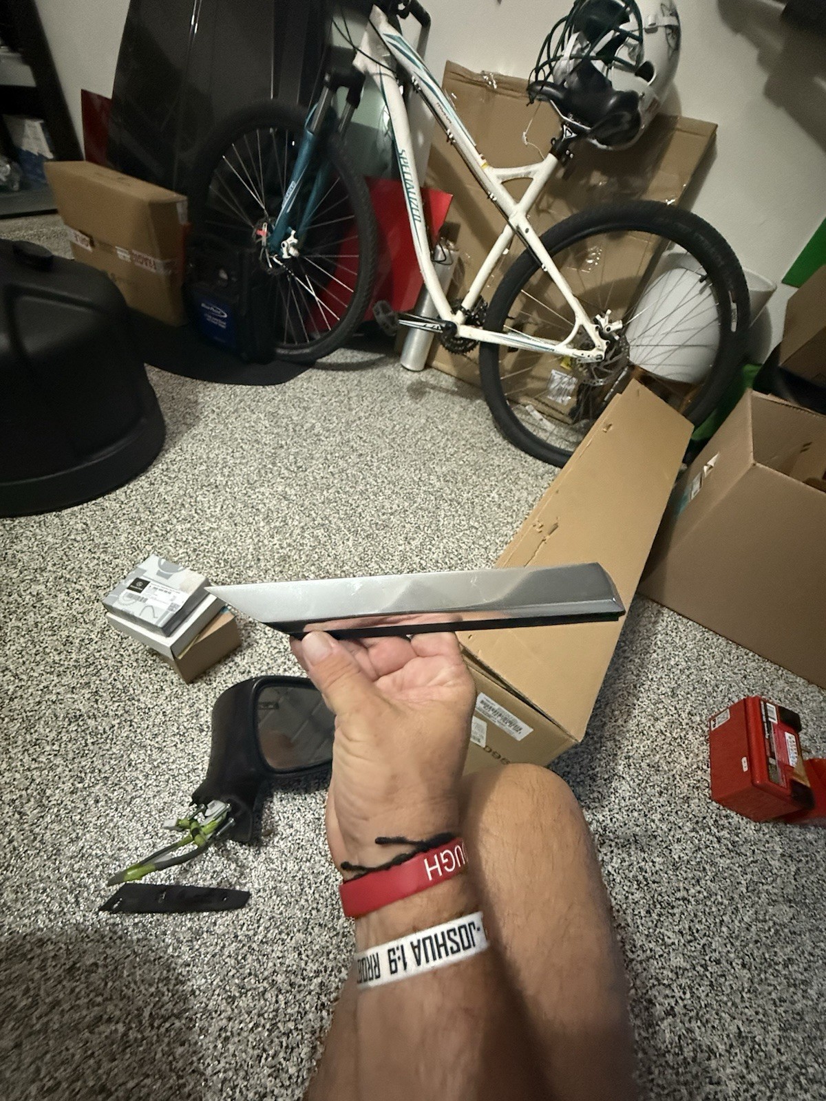 Rolls-Royce Wraith Or Dawn Right side fender molding chrome trimming with light
