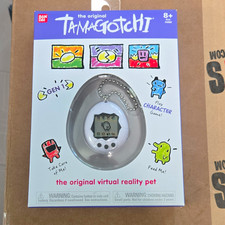 Bandai Original Tamagotchi Gen 1 Virtual Pet White 2020 Ages 8 MPN 42800