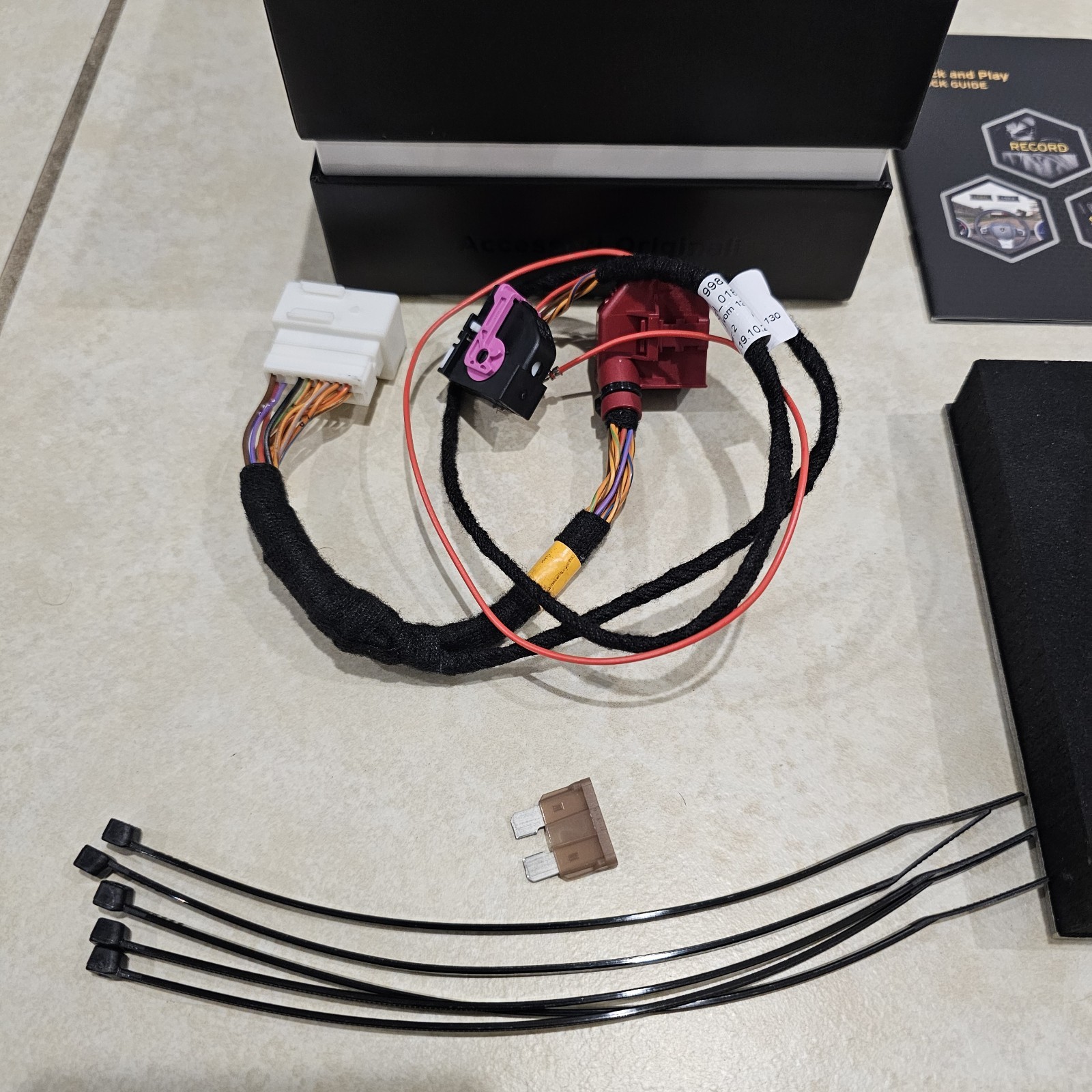 NEW OEM LAMBORGHINI Aventador Track And Play Telemetry System Kit 470998381