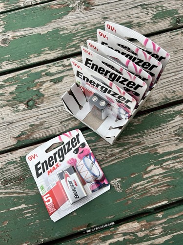 Lot of 6 | ENERGIZER MAX 9V Alkaline Battery 5-Year Shelf Life EXP 12-2030 - Picture 6 of 13