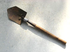 VINTAGE FOLDING CAMP SHOVEL, TRENCHER, WOOD HANDLE - MILITARY?