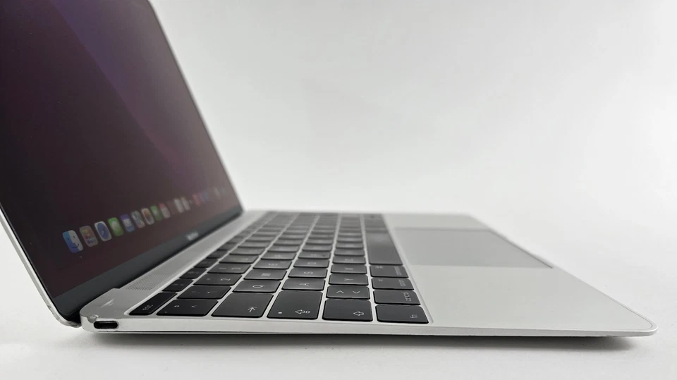 Apple Macbook 12" Retina 2016 1.1Ghz core m3 8GB RAM 256GB SSD Silber MwSt. #71 - Bild 3 von 4