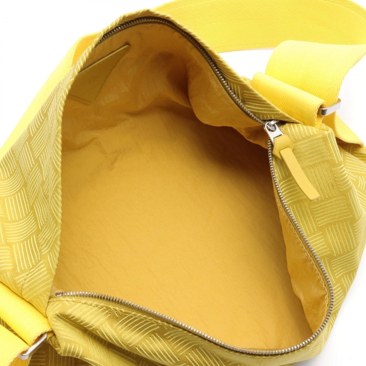 BOTTEGA VENETA Intrecciato pattern belt bag Nylon canvas BOTTEGA VENETA Intrecciato pattern belt bag Nylon canvas