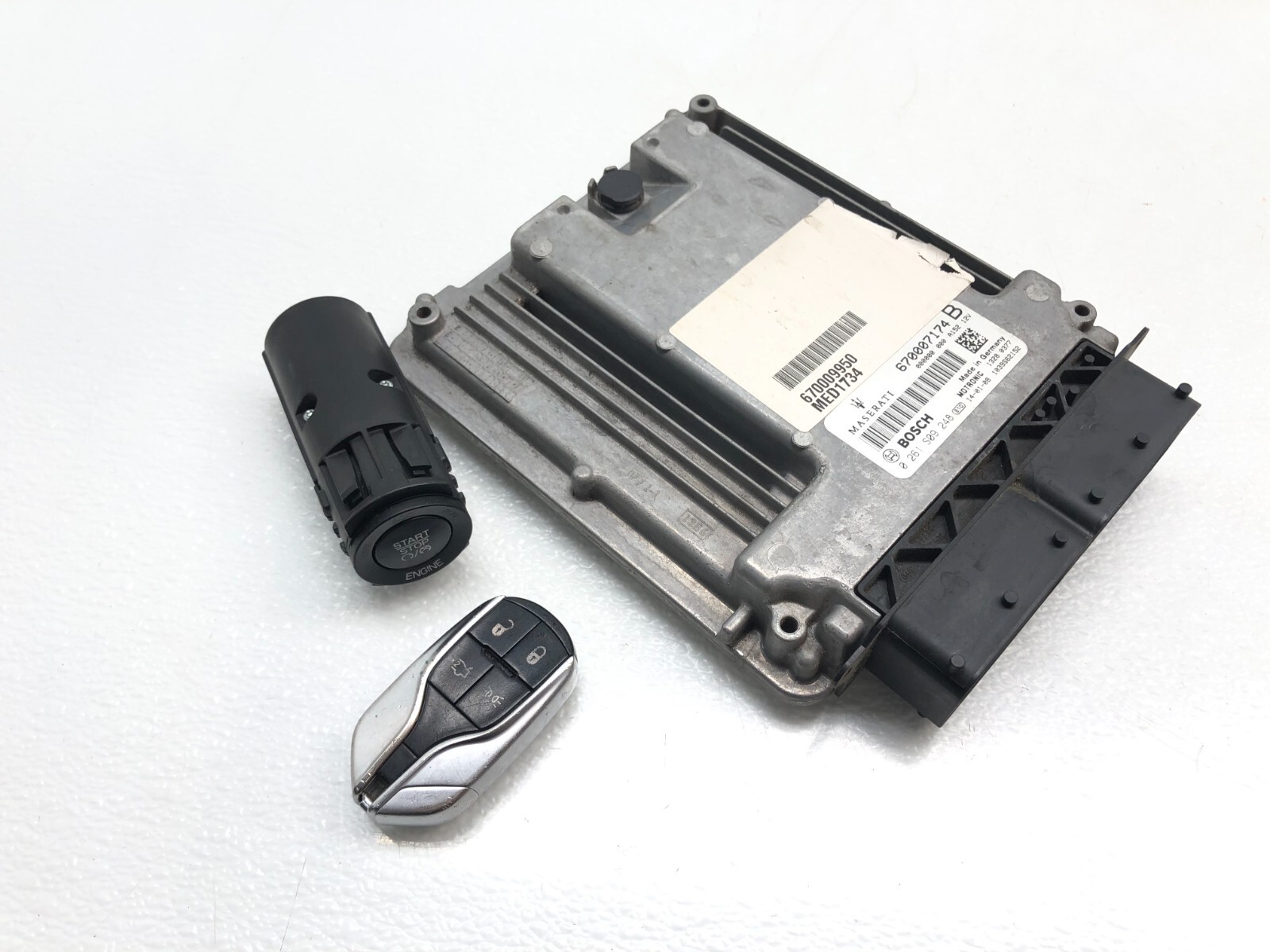 2014-2017 MASERATI GHIBLI ENGINE COMPUTER CONTROL MODULE W/KEY & PUSH START OEM.