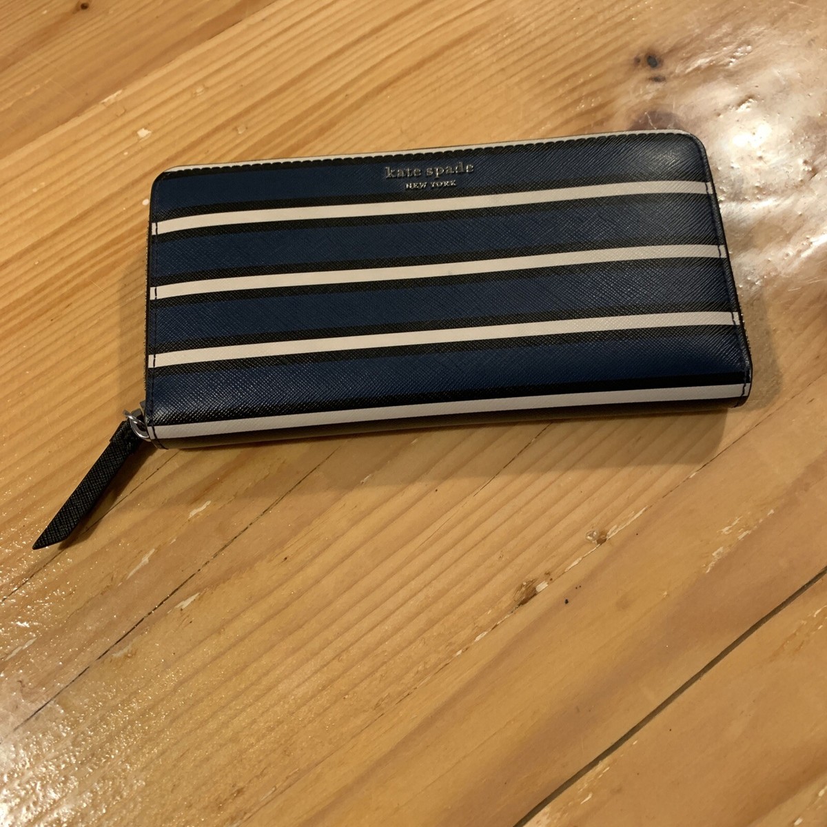 Kate Spade Zip Around Wallet Saffiano PVC Slightly Used No  display picture 1
