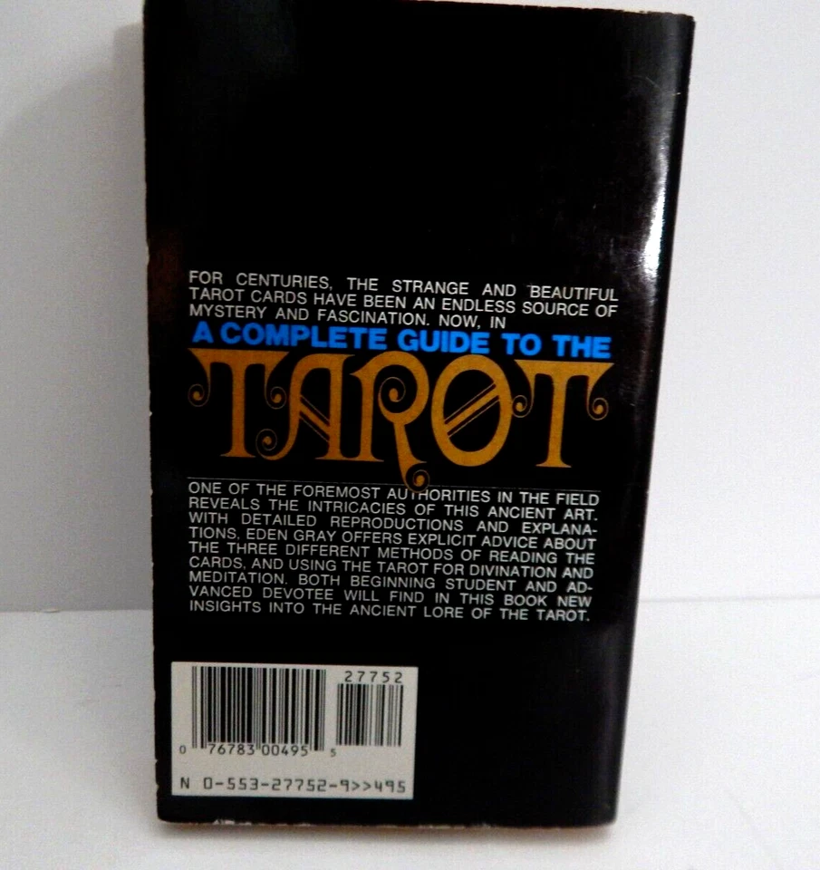 A Complete Guide To The Tarot by Eden Gray Bantam Paperback Foto 2 de 4