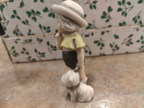 Vintage Enesco Kim Anderson Figurine ~ A Friend is a Treasure ~ 175374 ~ 1995 - Picture 2 of 5
