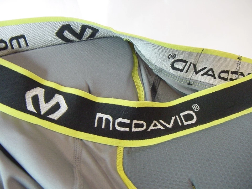 MCDAVID ФУТБОЛ ПОД ШОРТЫ С ПОДУШЕЧКАМИ - РАЗМЕР МАЛЕНЬКИЙ СРЕДНИЙ - Изображение 3 из 4