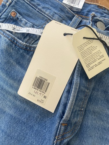 Levi's 501 Button Fly Jeans for Men, Light Blue Size 25 x 30 MSRP:108$ B8 - Picture 4 of 5