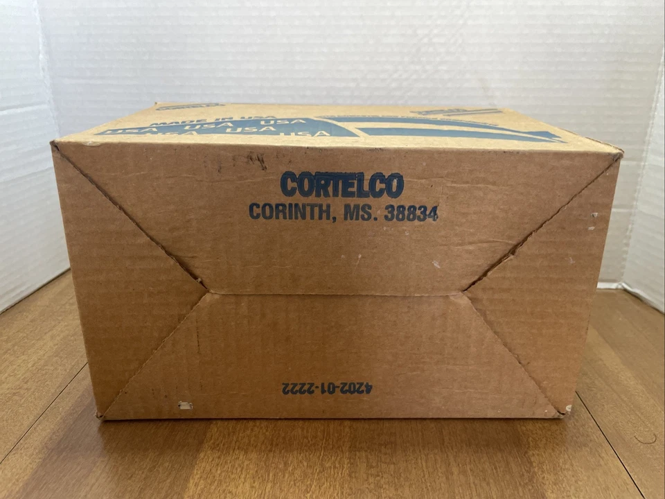 Cortelco 250047-VBA-20M Red Desk Telephone Removed Numpad Unused Open Box - Image 4 of 4