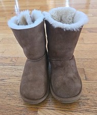 UGG Girls Bailey Bow II 1017394k Chestnut Brown Sheepskin Winter Boots Size 4