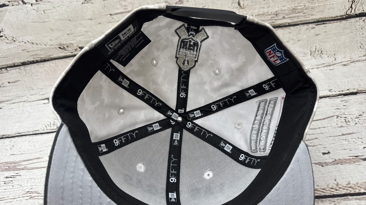 Boné Aba Reta New Era 9Fifty Las Vegas Raiders Salute To Service 2022 Aba Reta Aba Reta Snapback New Era M0r76l Mktp