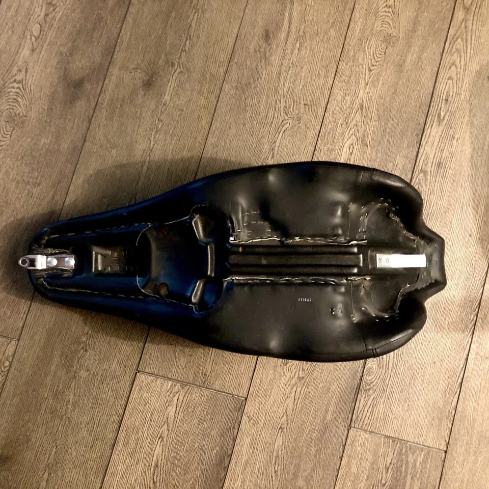 ASIENTO MOTO HARLEY DAVIDSON Foto 3 de 4