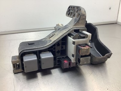 Toyota Avensis T250 2007 Diesel Sicherungskasten komplett PPT20 MBL24242