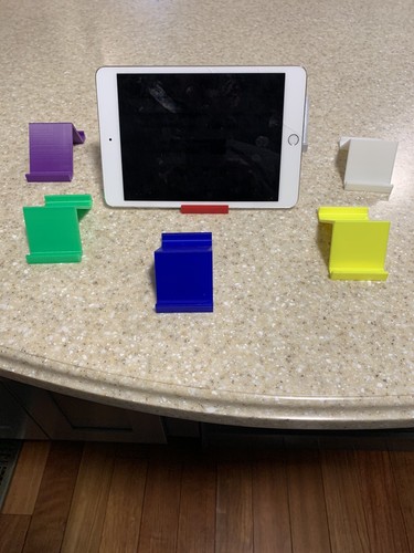 Cell phone holder/ Tablet Holder - Picture 6 of 10