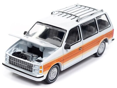 1985 DODGE CARAVAN VAN WHITE 1/64 DIECAST MODEL BY AUTO WORLD