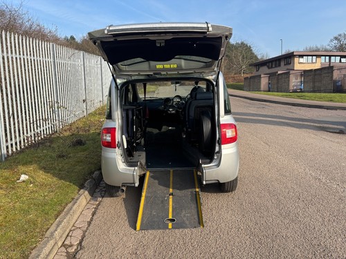 2007 Fiat Multipla UPFRONT WHEELCHAIR ACCESSIBLE mobility disabled ramp ...