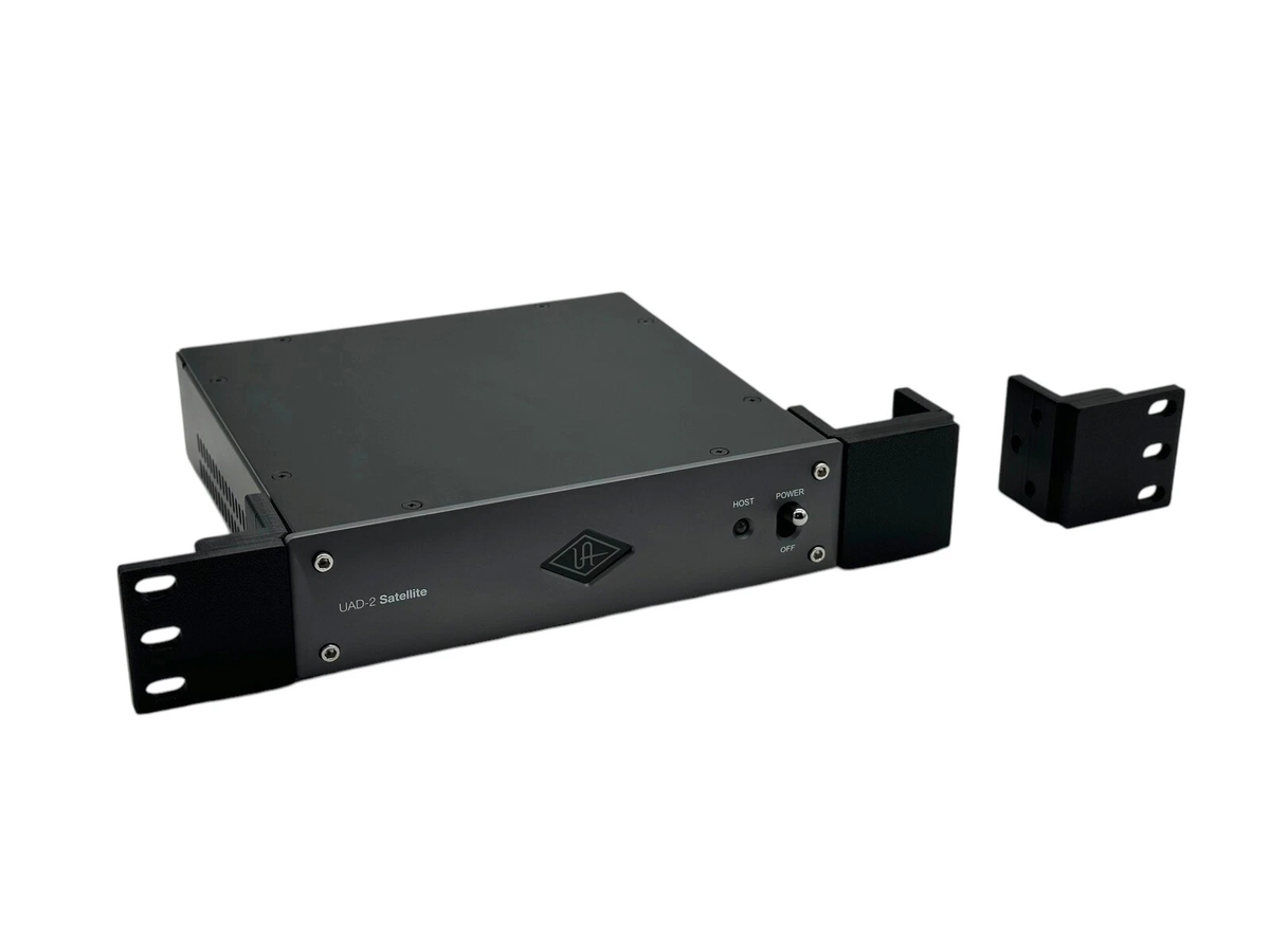 UAD satellite QUAD TB3 変換付き UAD-2 Satellite Thunderbolt 3 – Universal Audio