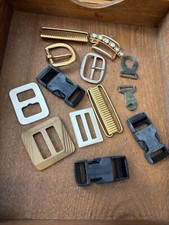 VARIOUS BELT BUCKLES AND RELATED ITEMS -SOME VINTAGE