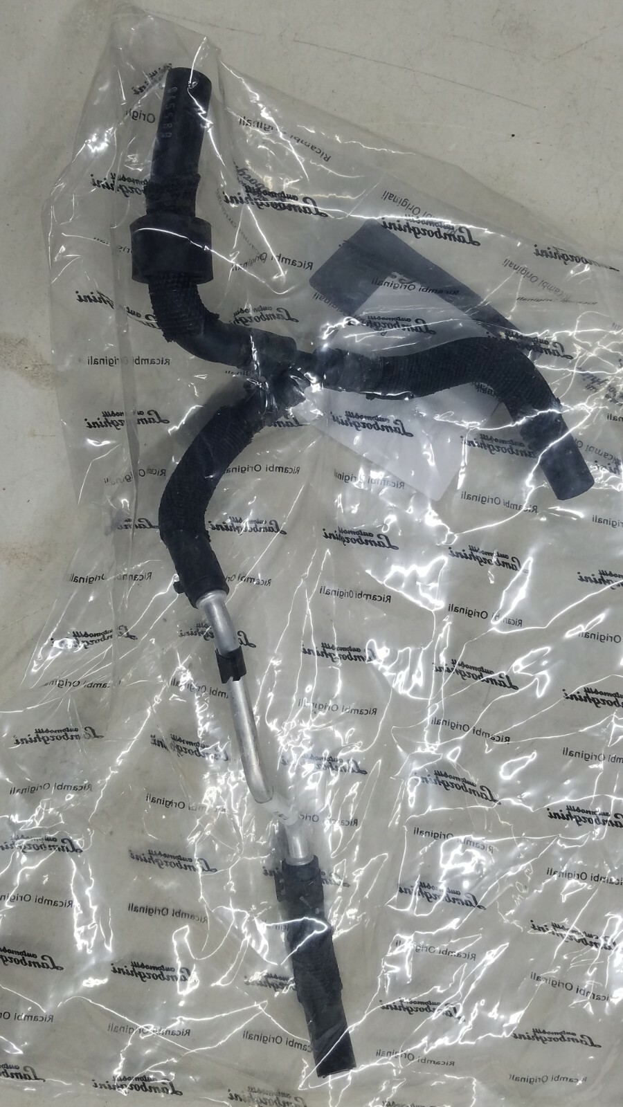 Lamborghini Huracan Coolant Hose  4S0122447D  NEW  