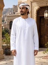 Clarence : Men Thobe best quality Jubba XL  54 Different size available 