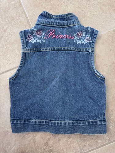 VTG Disney Princess Denim Vest Girls 5 Aurora Cinderella Embroidered Y2K - Picture 2 of 5