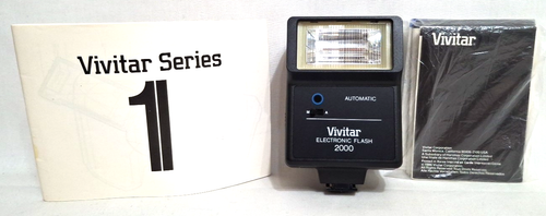 Vivitar Flash Elettronico Automatico 2000 Fotocamera Automatico Montaggio a Scarpa Universale - Foto 1 di 6