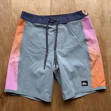 Quiksilver Surfsilk Arch 19" Mens Boardshorts Cadet Blue 28 inch waist NWOT 59